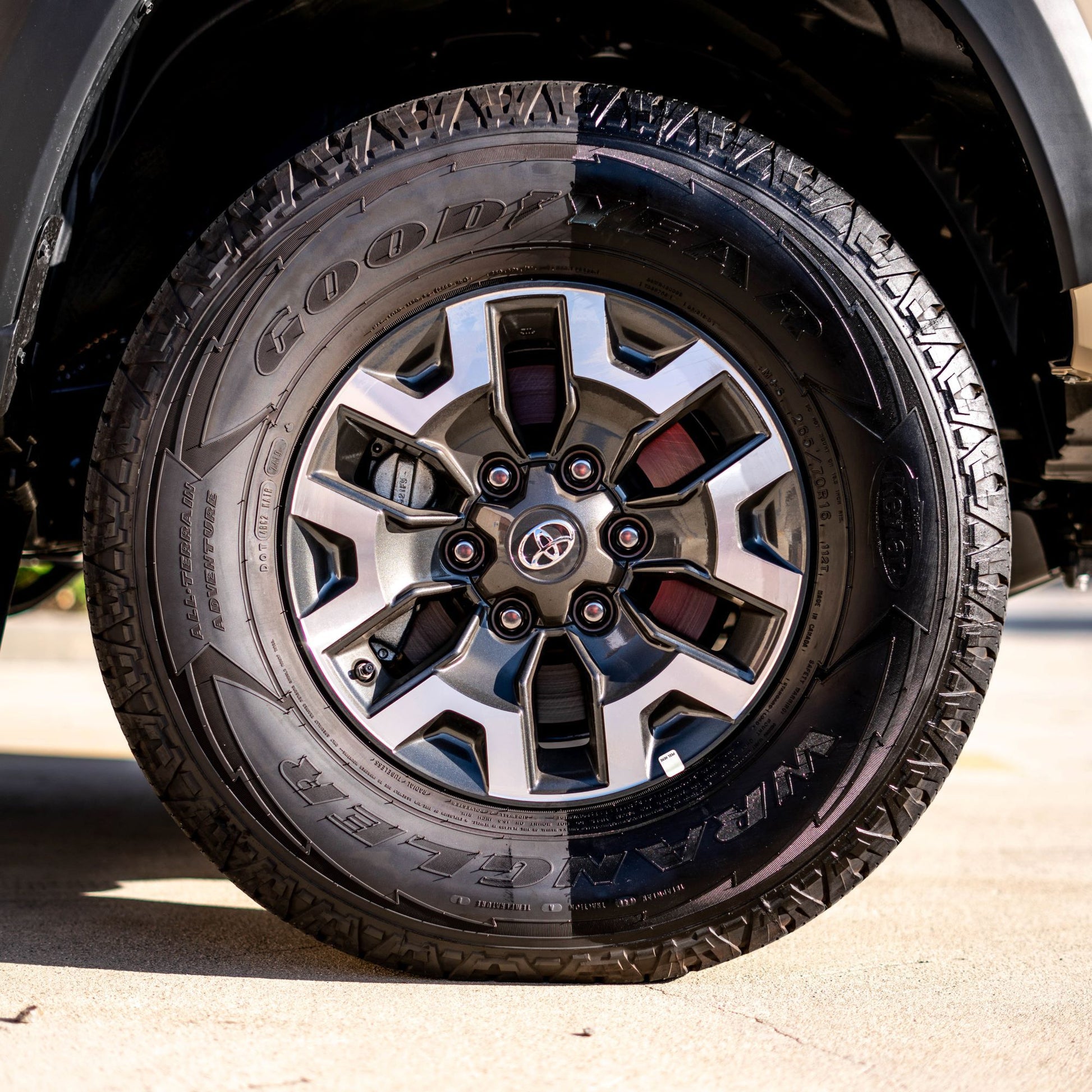 Uber Shine - Water Based Tire Shine / Tire Dressing - Rev Auto – REV Auto